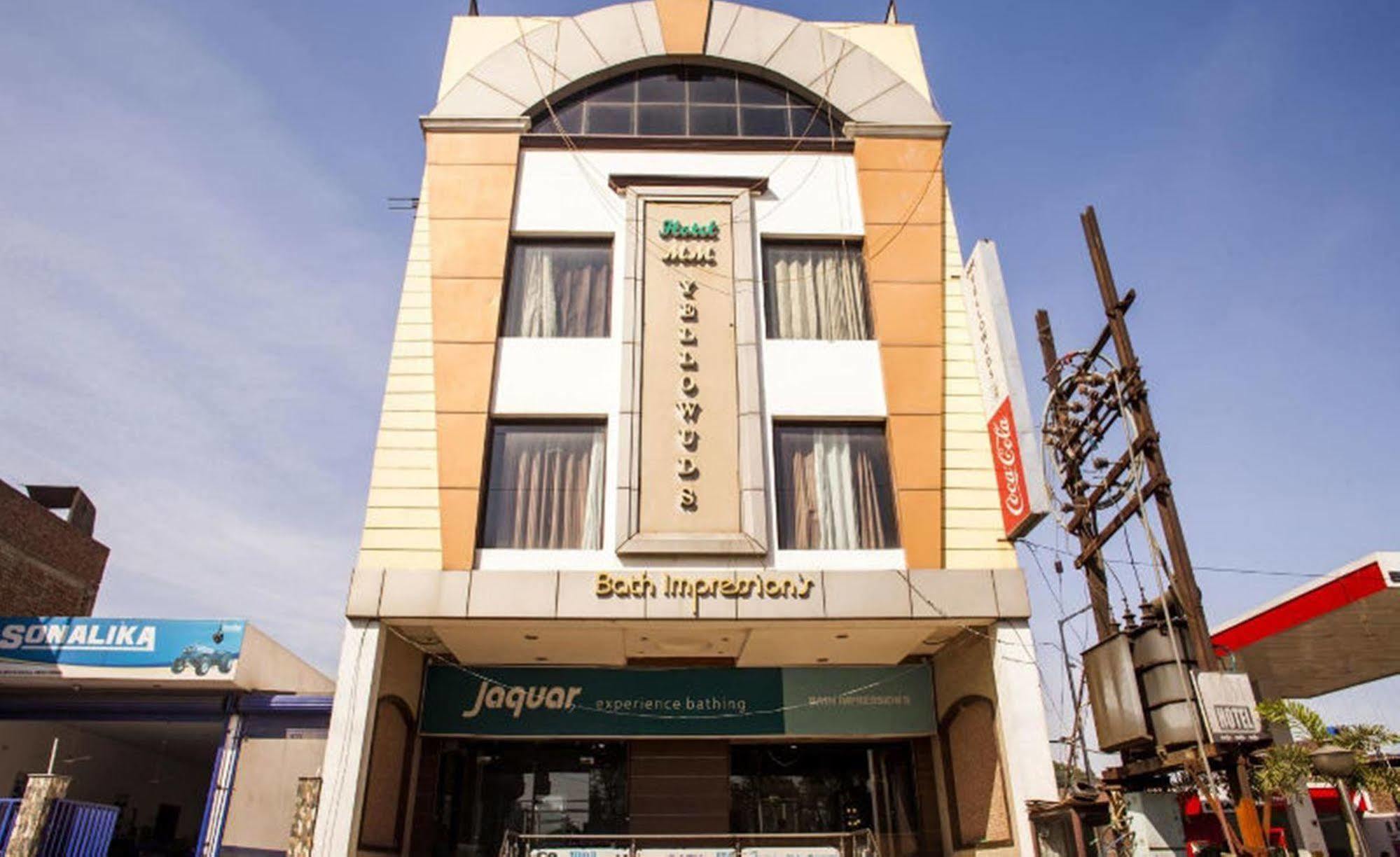 Hotel Mm Yellowuds 암리차르 외부 사진