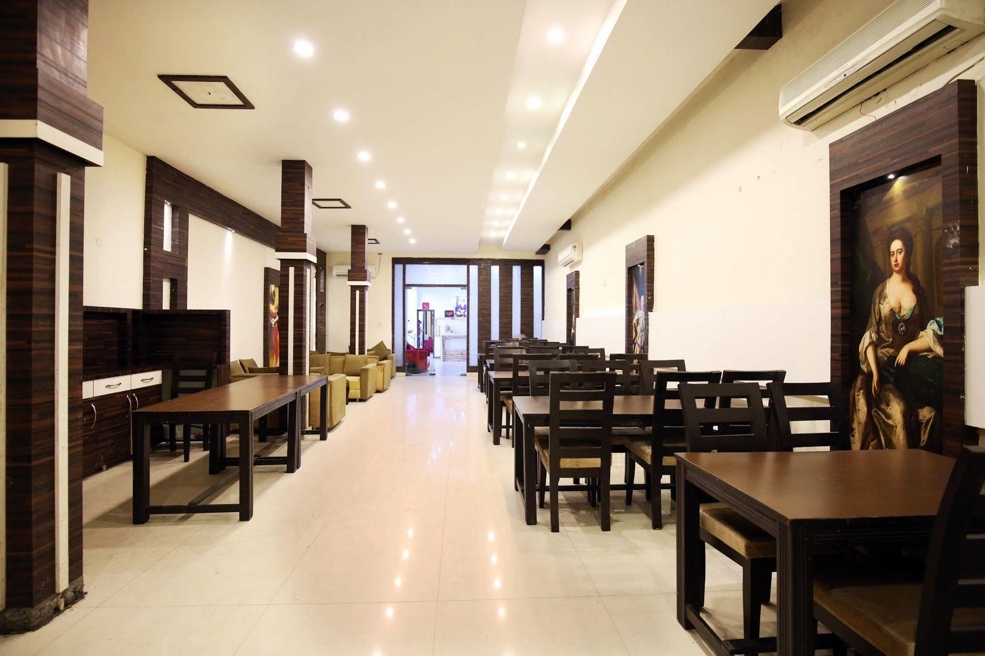Hotel Mm Yellowuds 암리차르 외부 사진